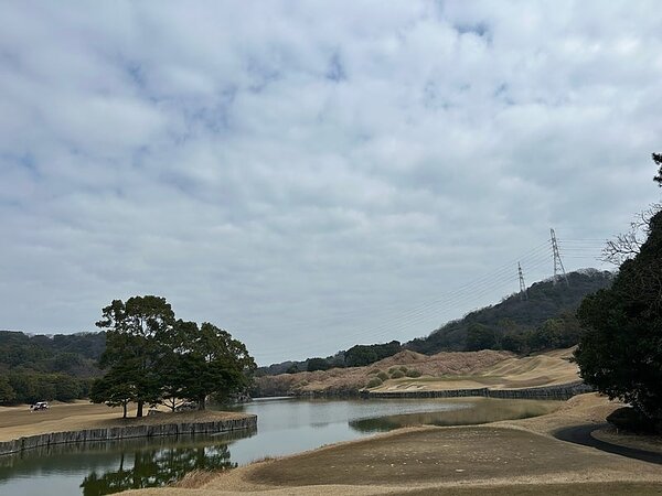 壮麗な「九州ゴルフクラブ八幡コース」⛳の画像