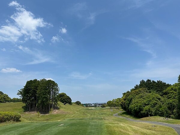 戦略性の高い「筑紫ヶ丘ゴルフクラブ」⛳の画像