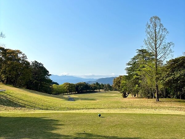 お初の麻生飯塚ゴルフ倶楽部⛳️の画像