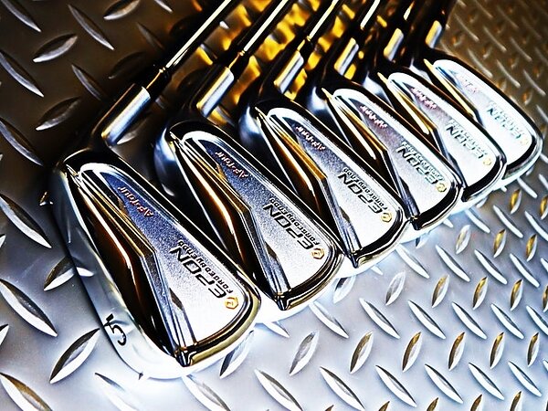 最高峰のアイアンでモチベーションアップ！の画像