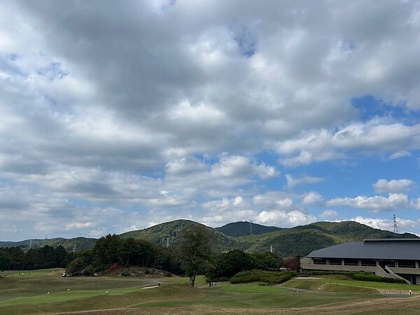 盛大なゴルフコンペに参戦！の画像