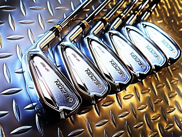 一層ゴル活を嗜むべくニューアイアンをゲット！の画像