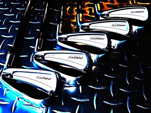 １０数年ぶりにアイアンを一新！の画像