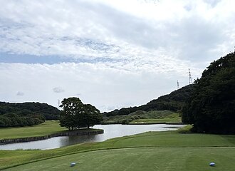 九州ゴルフ八幡コースで快適ラウンド⛳のイメージ